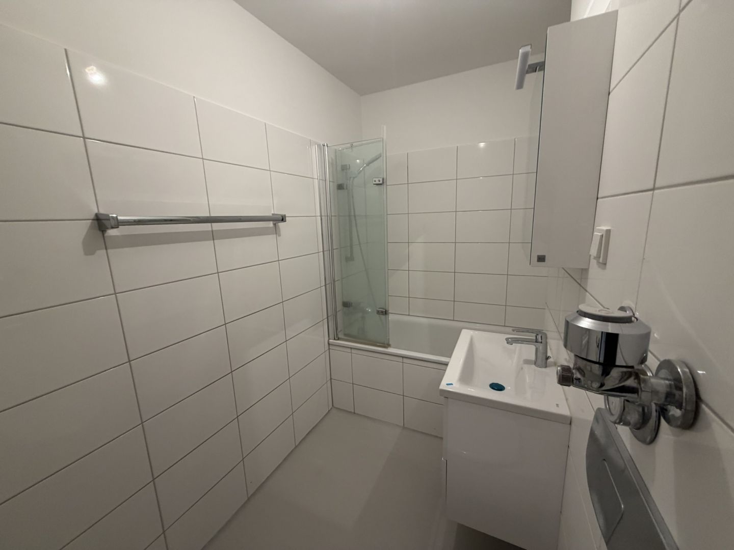 Ansicht 7 von: Neuss-City: Einziehen und Wohlfühlen - attraktive, großzügige 3-Zimmerwhg. Garten und TG-Stellplatz